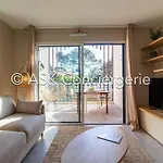 Eden, Ac, Pool And At 500m شقة *